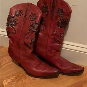 Red 100% authentic cowboy boots